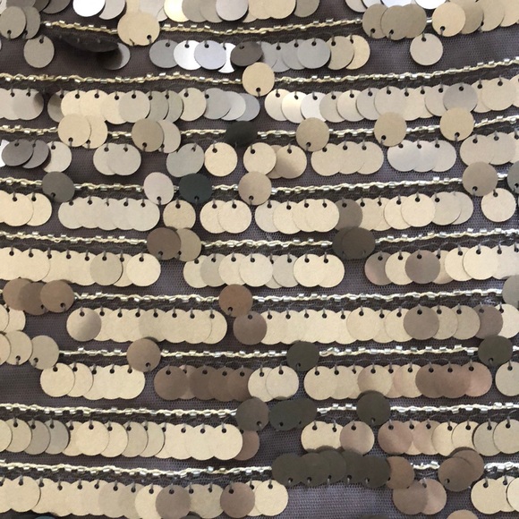 ADORABLE BCBG sequin gold skirt - Picture 3 of 4